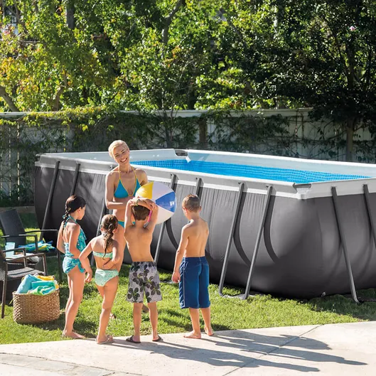 Zoom sur les piscines Intex Ultra Silver